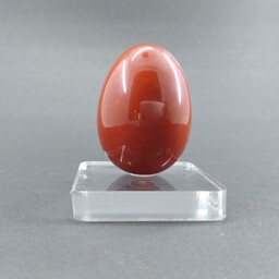 تندیس سنگ جاسپر( Red Jasper ) سرخ طبیعی  تراش تخم مرغی با پایه