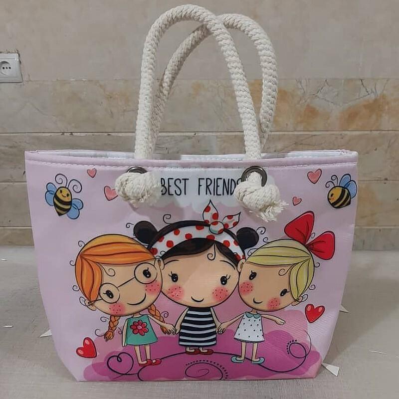 کیف دستی دخترانه بچگانه،بند کنفی،طرح سه دختر با ارسال رایگان در خوشحالی فروشی