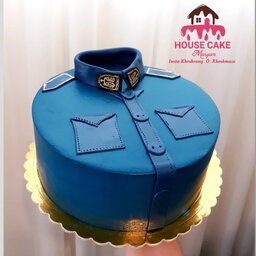 کیک تولد خامه ای مردانه با تم لباس نظامی 