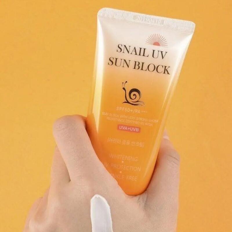 ضدآفتاب فیزیکی شیمیایی  حلزون جیگات محصول کره جنوبی اصل Jigott Snail UV Sun Block Spf50