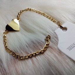 دستبند قلب طلایی.                  