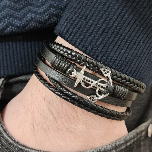 دستبند چرمی 4لاین طرح لنگر اسپرت مردانه قفل مگنتی سه لاین  چند لاین