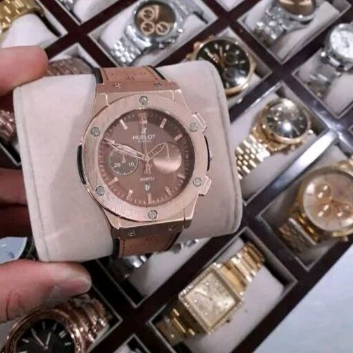 ساعت هابلوت  زنانه و مردانه قفل اصلی کیفیت درجه یک ارسال رایگان فروش ب قیمت نمایندگی  فقط 450 هزار ت