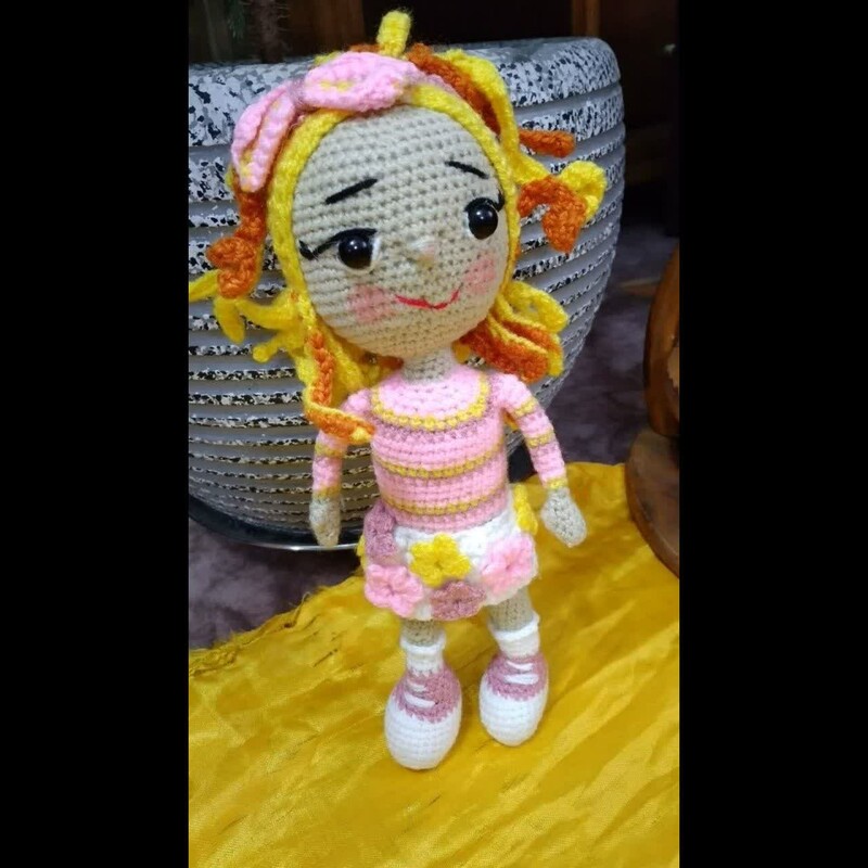 عروسک دختر-بهاراندازه30سانت بافته شده باکاموای ایرانی والیاف ضدحساسیت