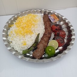 چلوکباب کوبیده( گوشت 120 گرمی) با برنج ایرانی ودورچین (ارسال به صورت پس کرایه است)