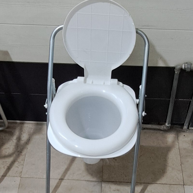 توالت فرنگی تاشو  ونوس