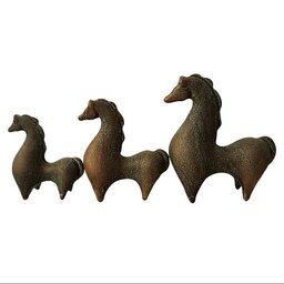 مجسمه مدل اسب سرامیکی مجموعه 3 عددی طرح پتینه