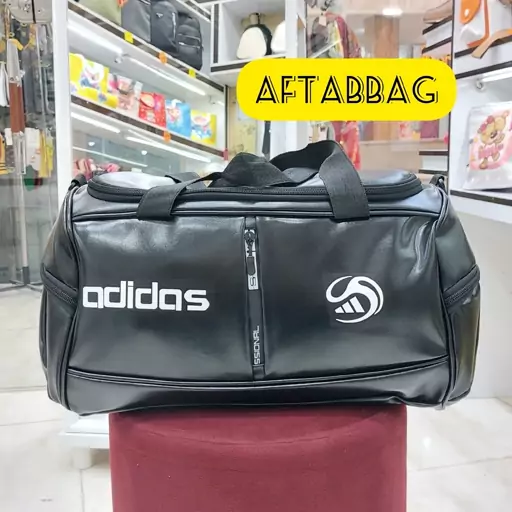 ساک باشگاهی چرمی طرح  adidas دارای بند بلند قابل تنظیم