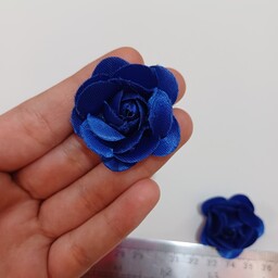 گل پارچه ای گل رز آبی سایز 3.5 سانتی (به صورت دونه ای)