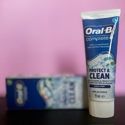خمیر دندان اورال بی مدل Complete Protect Clean جهت مصرف روزانه حجم 75 میل ساخت آلمان
