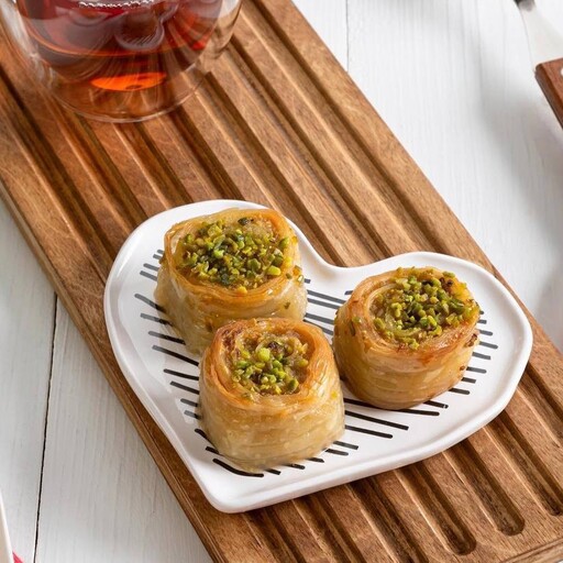 سینی خرما و زیتون خوری 