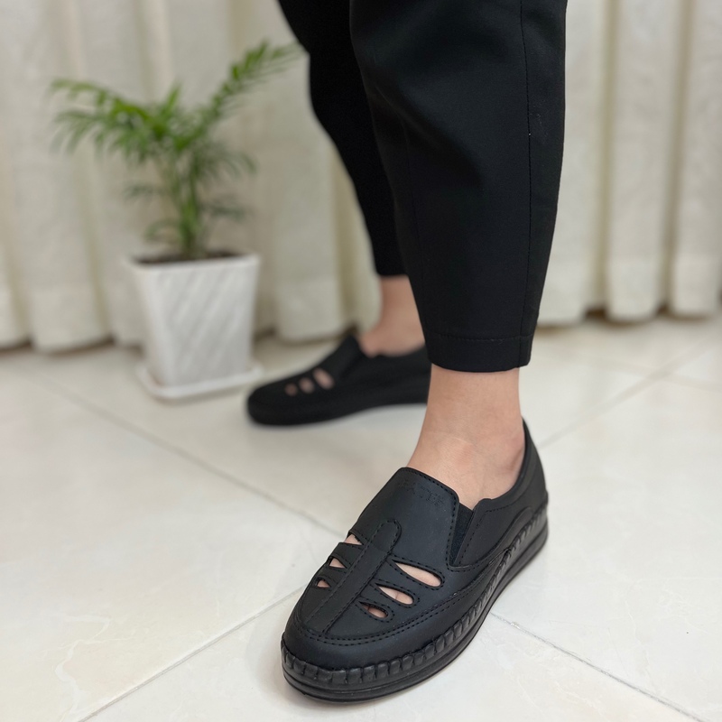 کفش طبی زنانه تابستانی شرکتی و دست دوخت.کفش طبی کرم.کفش طبی مشکی بهاره