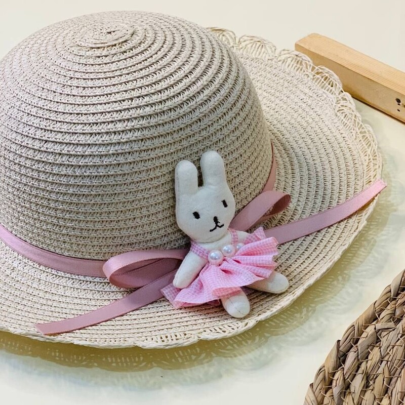 کلاه دخترانه ساحلی فری سایز مناسب 3 تا 8 سال در رنگبندی زیبا و متنوع مناسب استایل تابستونی