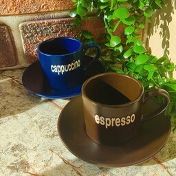 فنجان و نعلبکی قهوه