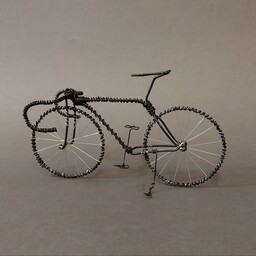 مجسمه دکوری مفتولی دستساز دوچرخه 