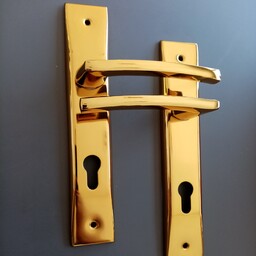 دستگیره درب پلاک طلایی (کلیدی و سوییچی) مدل کلاسیک