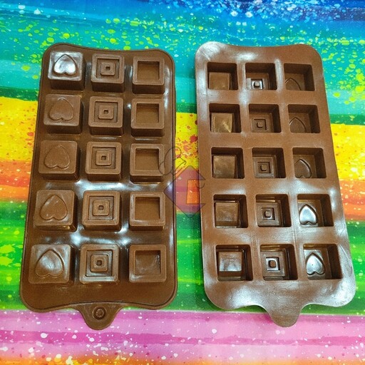 قالب شکلات و پاستیل سیلیکونی مدل مربع های طرح دار