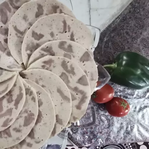 ژامبون گوشت مخلوط فیله مرغ و گوشت گوساله یا شتر به انتخاب خود مشتری500 گرم