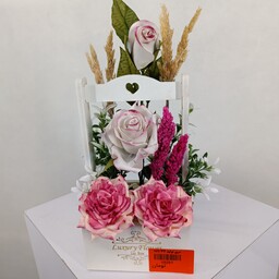 گل مصنوعی   باکس دسته دار کار زیبا  کد 0525
