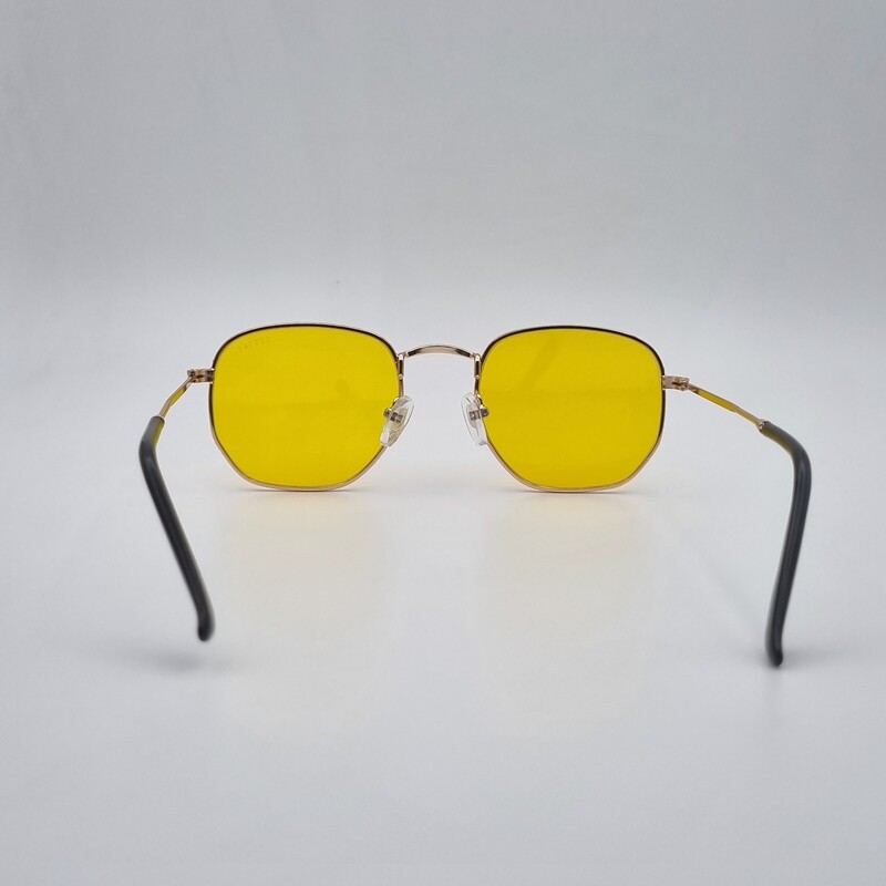 عینک آفتابی دیتیا زرد مدل چند ضلعی زنانه و مردانه 