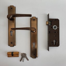مجموعه دستگیره ،  قفل و سیلندر  841 مخصوص درب چوبی