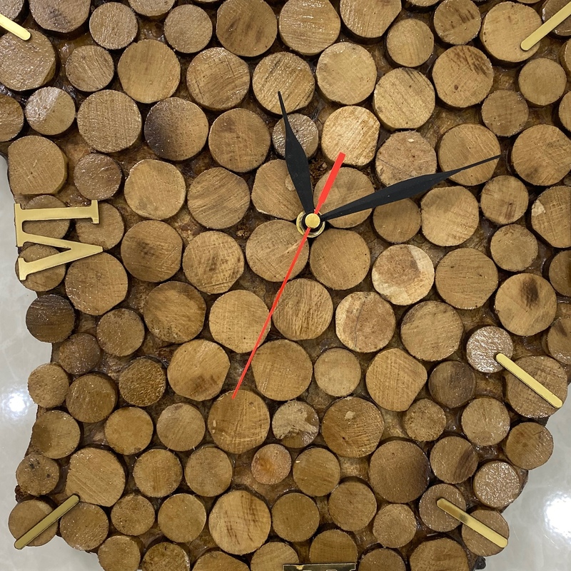 ساعت چوبی روستیک