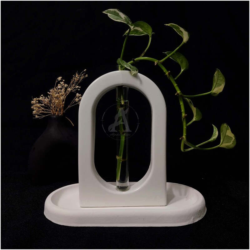 گلدان گلجا شیشه ای سفید سنگ مصنوعی همراه با شیشه 