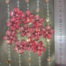 شکوفه 5 پر کریستالی شفاف رنگ صورتی سایز متوسط 3.5 سانتی متری بسته 26 عددی