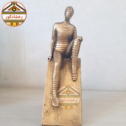 مجسمه رومیزی  مومیایی نشسته طلایی پلی استر(ارسال رایگان)