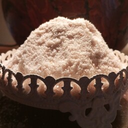نمک صورتی ( نمک معدنی ) 1کیلویی پودری و نرم مناسب نمکدان دارای 84 نوع ماده معدنی ( کمک به درمان تیرویید کم کار )


