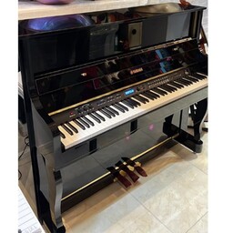 پیانو طرح آکوستیک یاماها مدل CVP608