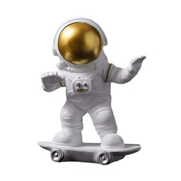 مجسمه مدل فضانورد اسکیت باز کد 2