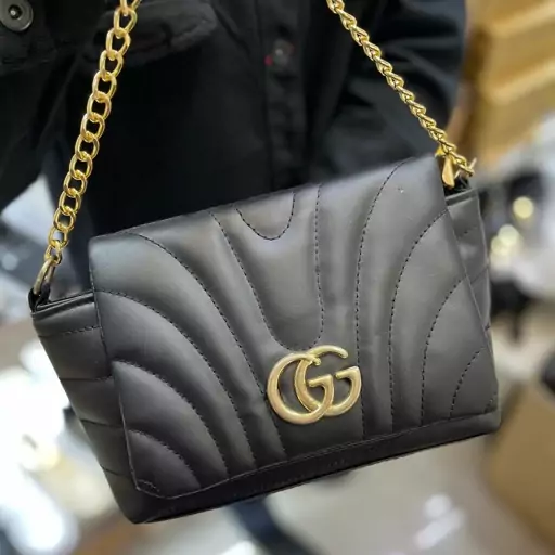 کیف گوچی زنانه دخترانه GUCCI مشکی نرم چرم زنجیری زنجیر دار زنجیردار مجلسی شیک جادار جا دار طرحدار طرح دار اسپرت اسپورت