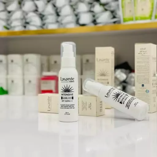 کرم ضد آفتاب و ضد لک بی رنگ SPF50 لاسانته 50 میلی لیتر