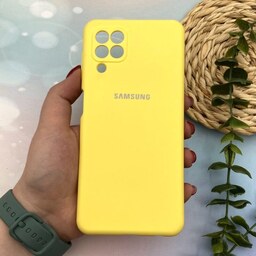 قاب گوشی Galaxy A22 4G - Galaxy M32 4G سامسونگ سیلیکونی پاک کنی اورجینال داخل پارچه ای محافظ لنز دار رنگ زرد کد 55080