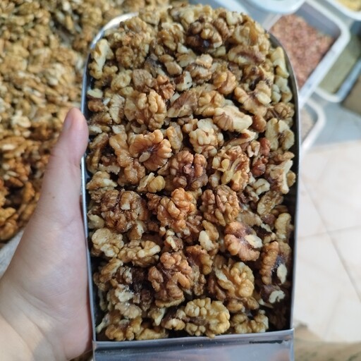 مغز گردو قهوه ای روشن سایز کوچک ایرانی(200گرمی) خورشتی