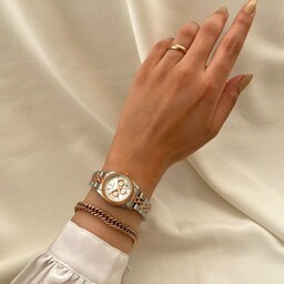 ساعت زنانه رولکس طرح سه موتور صفحه سفید همراه دستبند و حلقه انگشتر