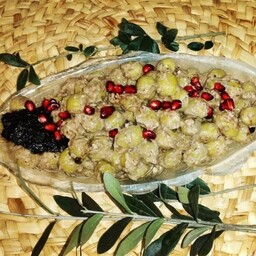 زیتون پرورده پر گردو گیلان.رشت(500گرمی)