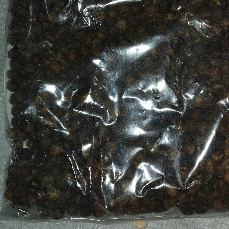 دانه فلفل سیاه اعلا تضمینی با عطر خاص آسیاب نشده(50 گرمی)