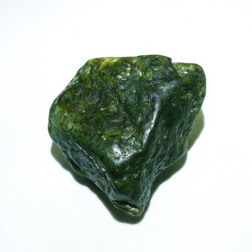 سنگ یشم معدنی با کیفیت و فرکانس عالی و قیمت مناسب کاملا تضمینی،(65گرم)،(Rys67)
