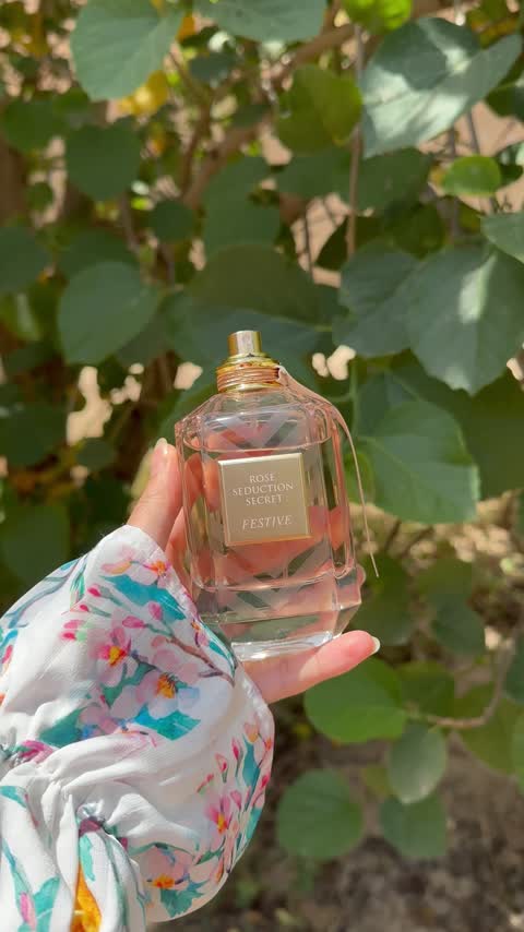 عطر ادکلن رزسداکشن سکرت فستیو رایحه بامبشل سلبریشن