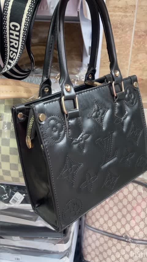 کیف دستی LV شیکو