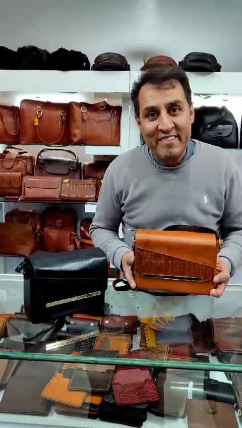 کیف دوشی زنانه چرم طبیعی دستدوز