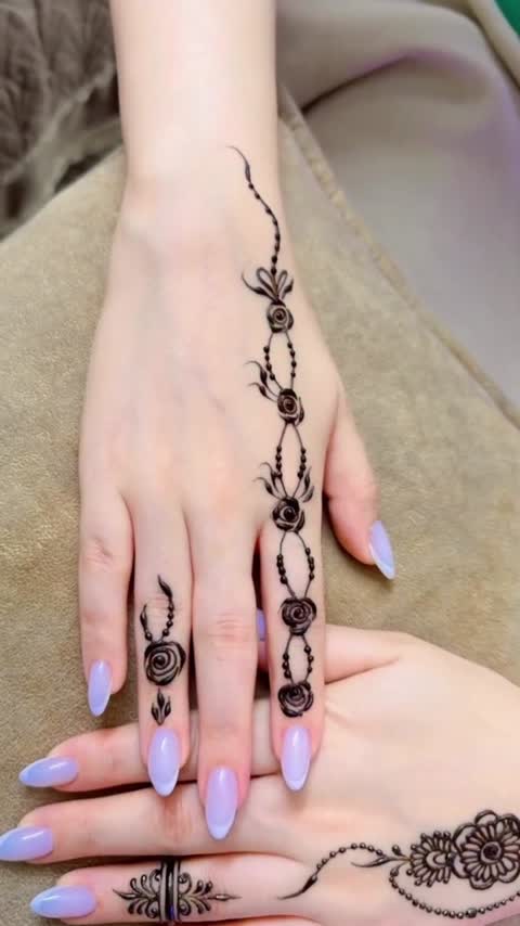 حنا طراحی دارک، طبیعی وماندگاری بالا
