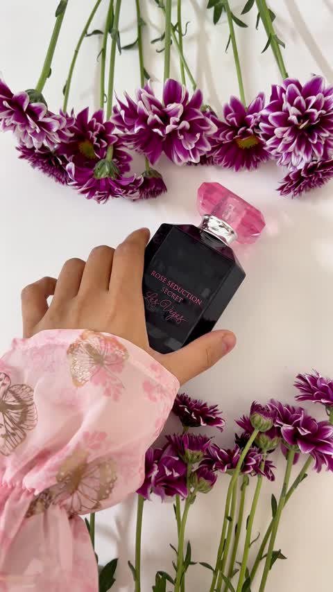 عطر فراگرنس ورد رز سداکشن سکرت لاس وگاس مشابه ویکتوریاسکرت بامبشل نیویورک