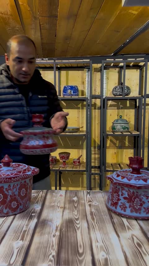 ست دیگ و هاون سنگی قلم زنی شده