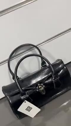 کیف دستی و دوشی زنانه مدل کلاسیک
