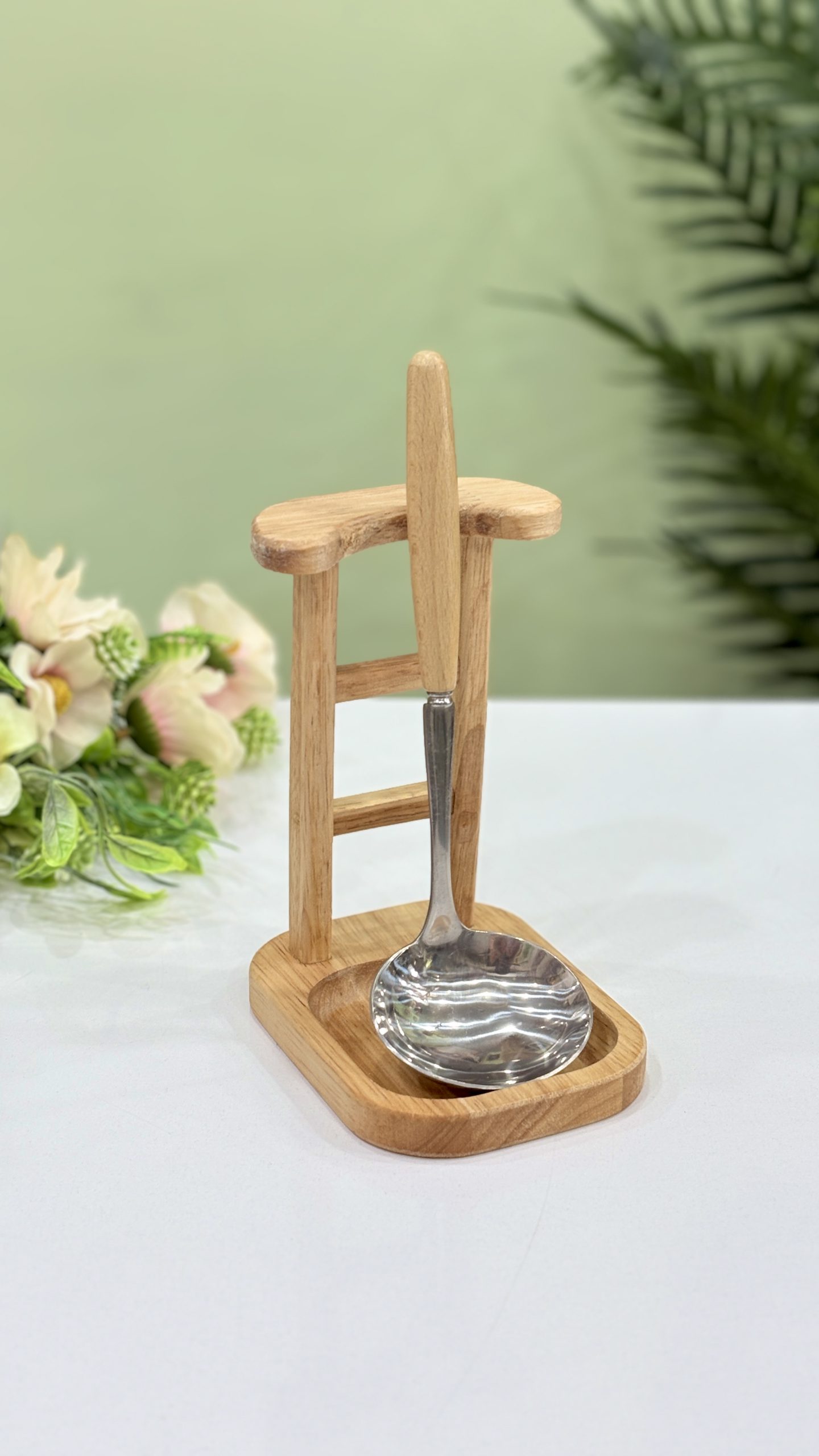 جاقاشقی کنار گازی چوبی