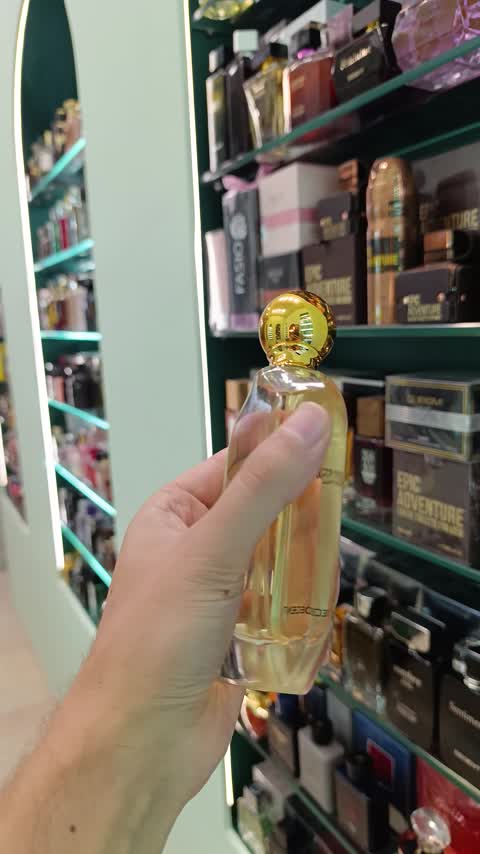 عطر ادکلن دیسنت مدل دیور جادور 100 میل