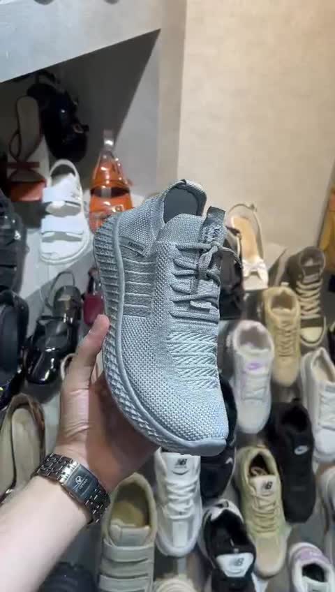 کتونی جورابی طوسی مشکی سفیدکرم کشبافت زنانه دخترانه کفش ونس کتانی اسپرت اسپورت کرمی تنفسی کشی طبی سبک راحت راحتی نرم هشط